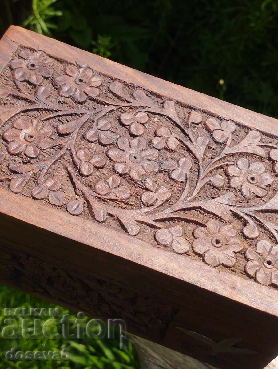 Auction  Beautiful wooden box in boho style