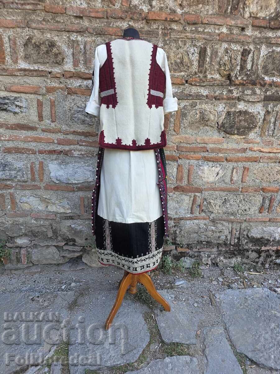 Woman's costume from Dolni Polog with a bridal shirt - 5