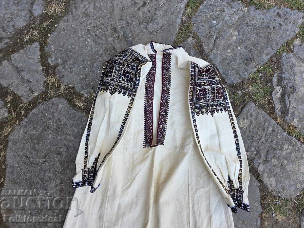 Maiden's shirt from a Suva Gora folk costume with price 350.00 BGN | € 178.95 Maiden's shirt from a Suva Gora folk costume with price 350.00 BGN | € 178.95