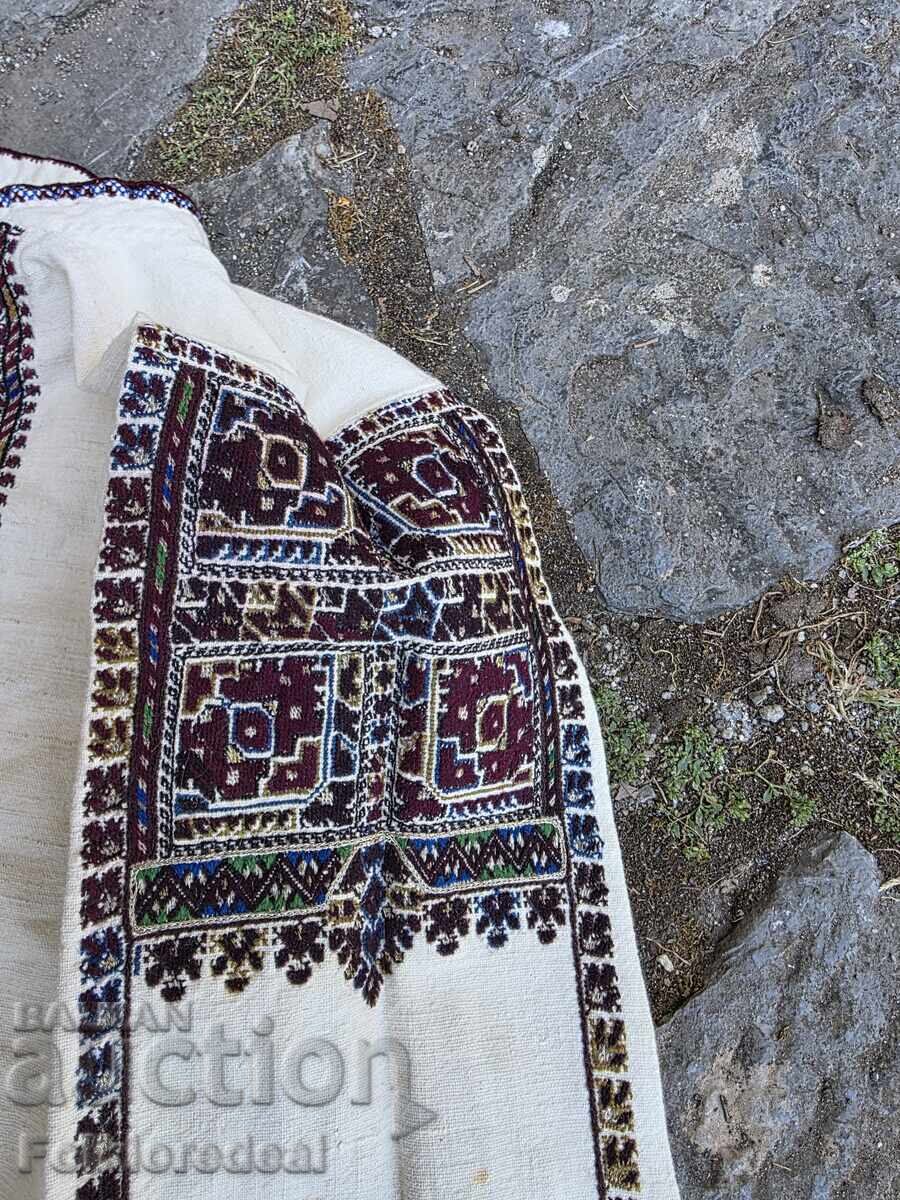 Maiden's shirt from a Suva Gora folk costume - 6 Maiden's shirt from a Suva Gora folk costume - 6