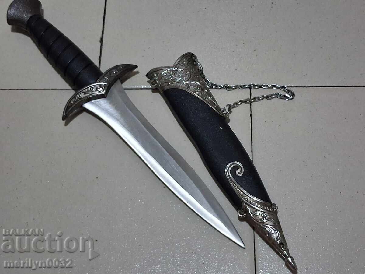 Μαχαίρι, καμά, στιλέτο με θήκη σουβενίρ Μαχαίρι, καμά, στιλέτο με θήκη σουβενίρ