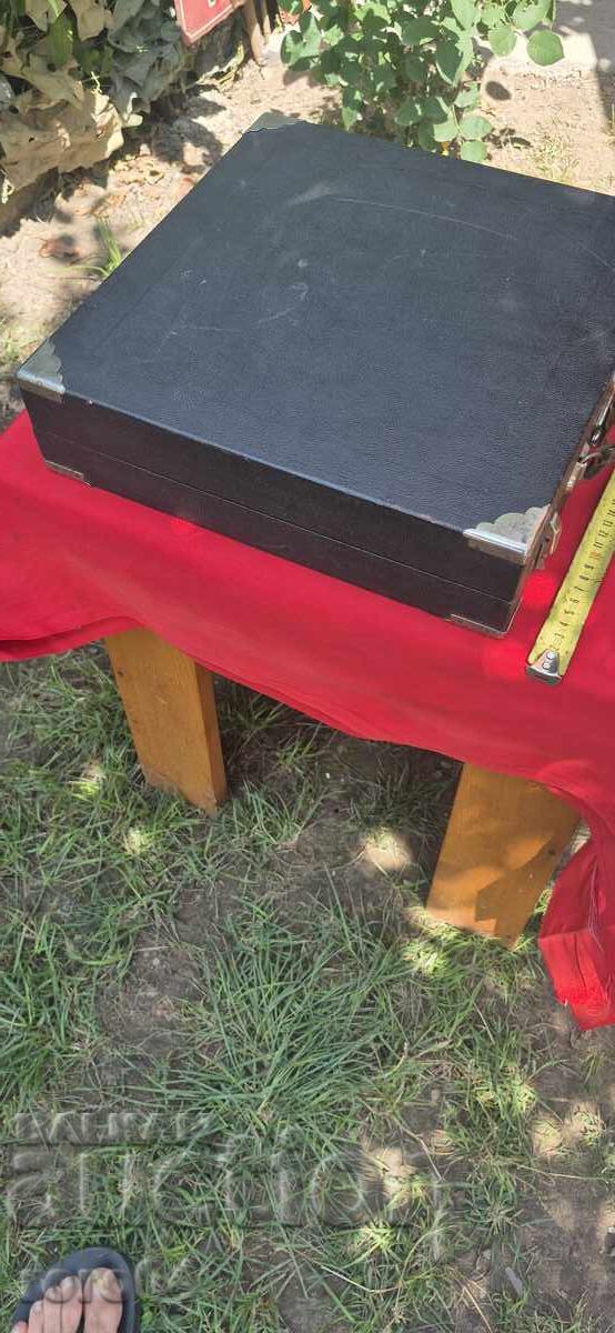 Παράδοση ΘΗΚΗ ΔΙΣΚΩΝ ΒΙΝΥΛΙΟΥ - WW II