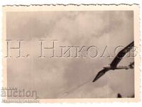 SMALL OLD PHOTO DRONE AIRCRAFT IN FLIGHT E194