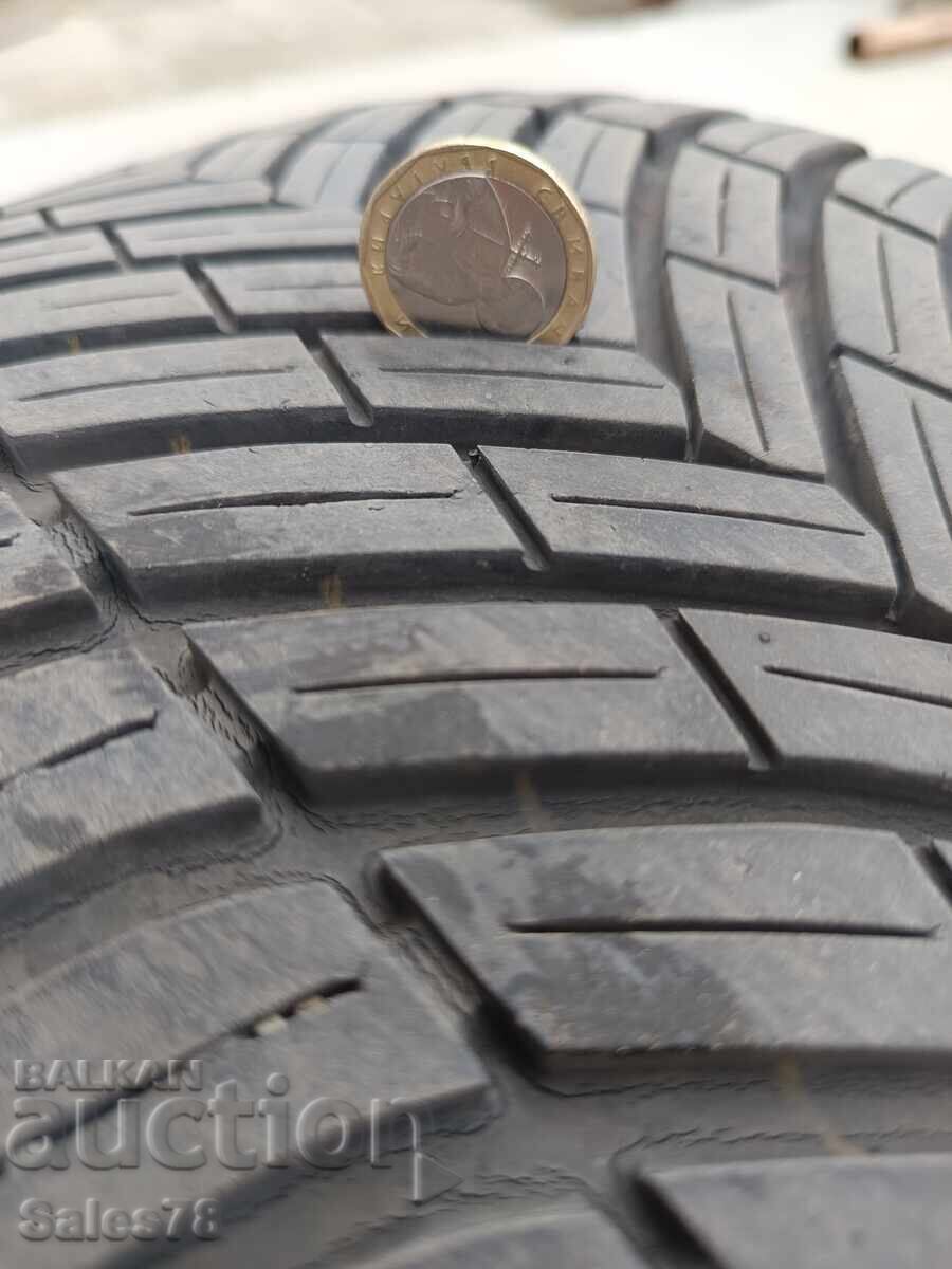 Licitație Cauciuc 225 45 17 bucată Licitație Cauciuc 225 45 17 bucată