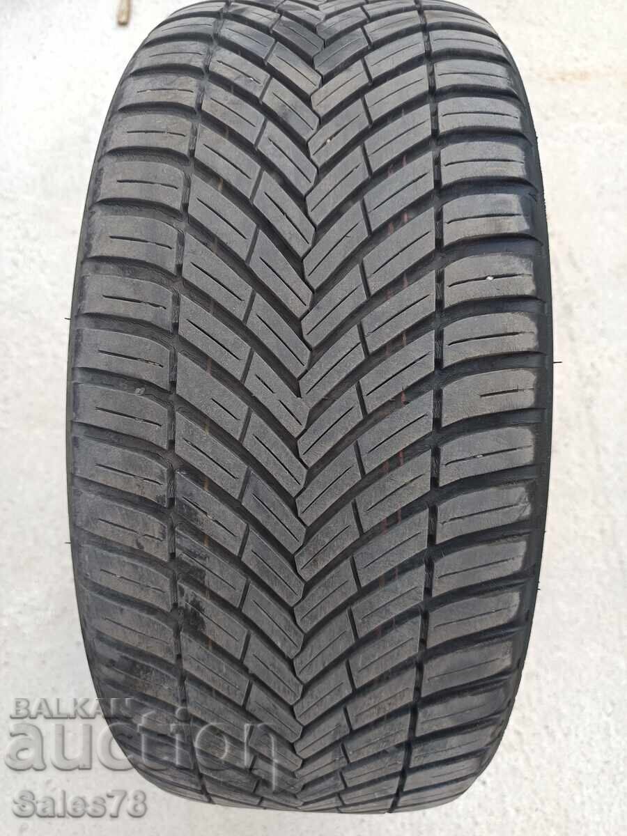 Cauciuc 225 45 17 bucată Cauciuc 225 45 17 bucată