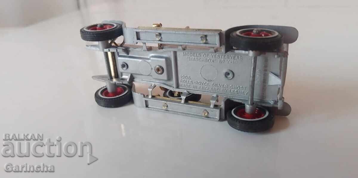 Livrarea Matchbox Anglia 1/43 Livrarea Matchbox Anglia 1/43