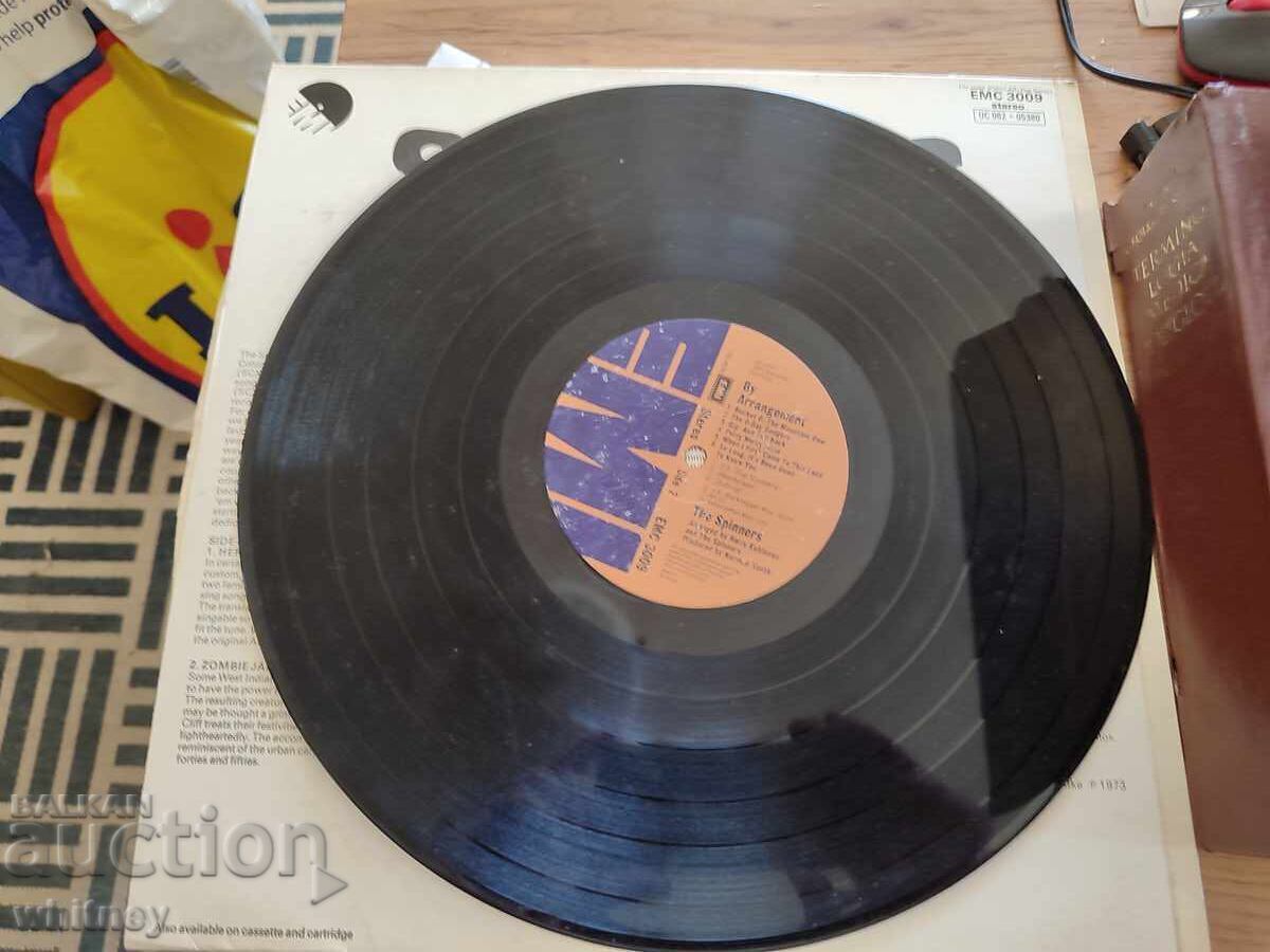 Delivery of Vinyl Record: The Spinners Delivery of Vinyl Record: The Spinners