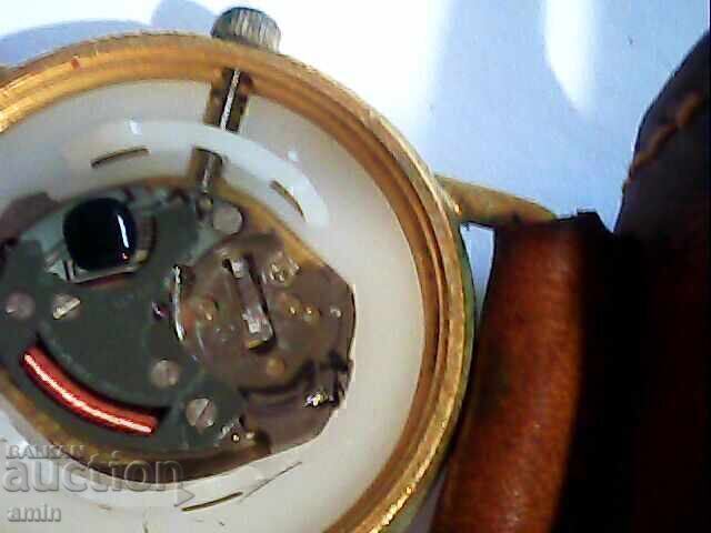 Delivery of Old beautiful Swiss 4-hour watch, working, no battery