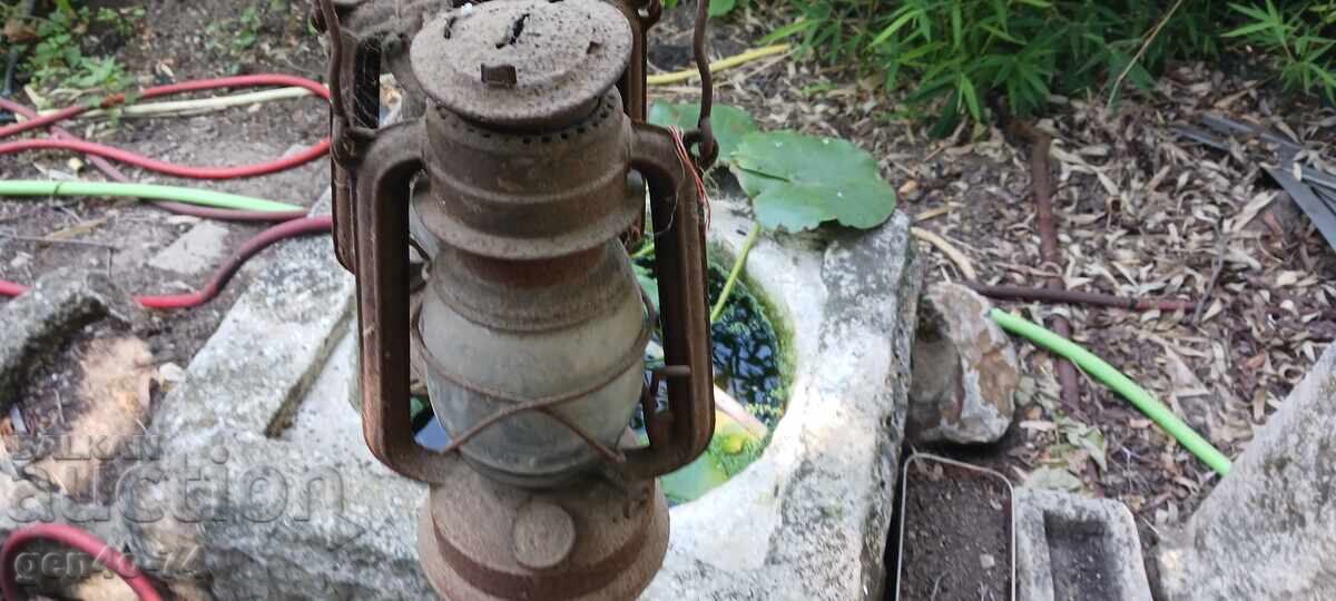 2 flashlights - 5 2 flashlights - 5