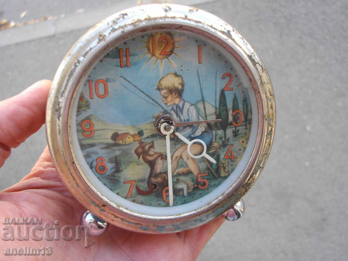 Auction  COLLECTOR'S ANIMATED ALARM CLOCK VICTORIA