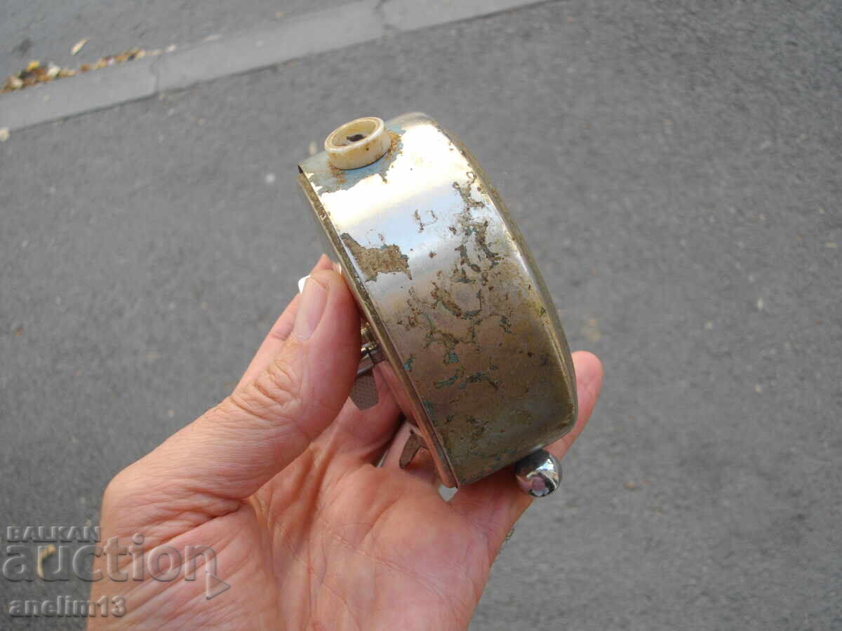 COLLECTOR'S ANIMATED ALARM CLOCK VICTORIA - 5