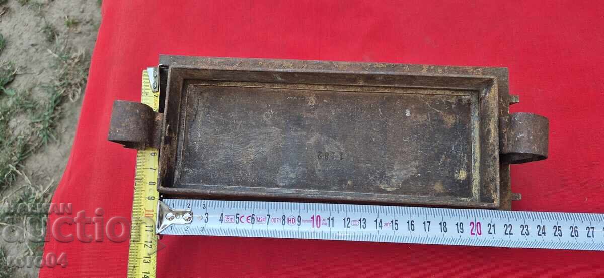 SOB DE TERACOTĂ - UȘĂ - FIGURĂ DE FONDERE DE VARĂ - WW I / II - 7 SOB DE TERACOTĂ - UȘĂ - FIGURĂ DE FONDERE DE VARĂ - WW I / II - 7