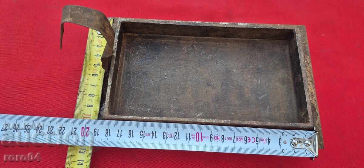 КАХЛЕНА ПЕЧКА - ВРАТА - ЛЯТ ФИГУРАЛЕН ЧУГУН - WW I / II - 7 КАХЛЕНА ПЕЧКА - ВРАТА - ЛЯТ ФИГУРАЛЕН ЧУГУН - WW I / II - 7