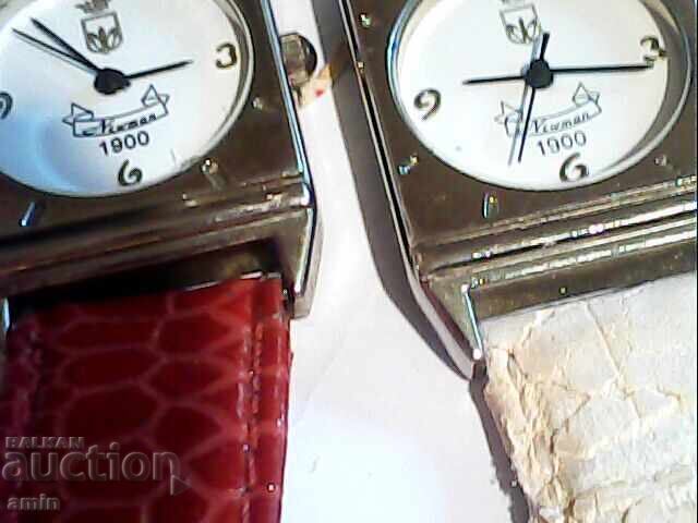 2бр красиви 4асовници  работет няма батри