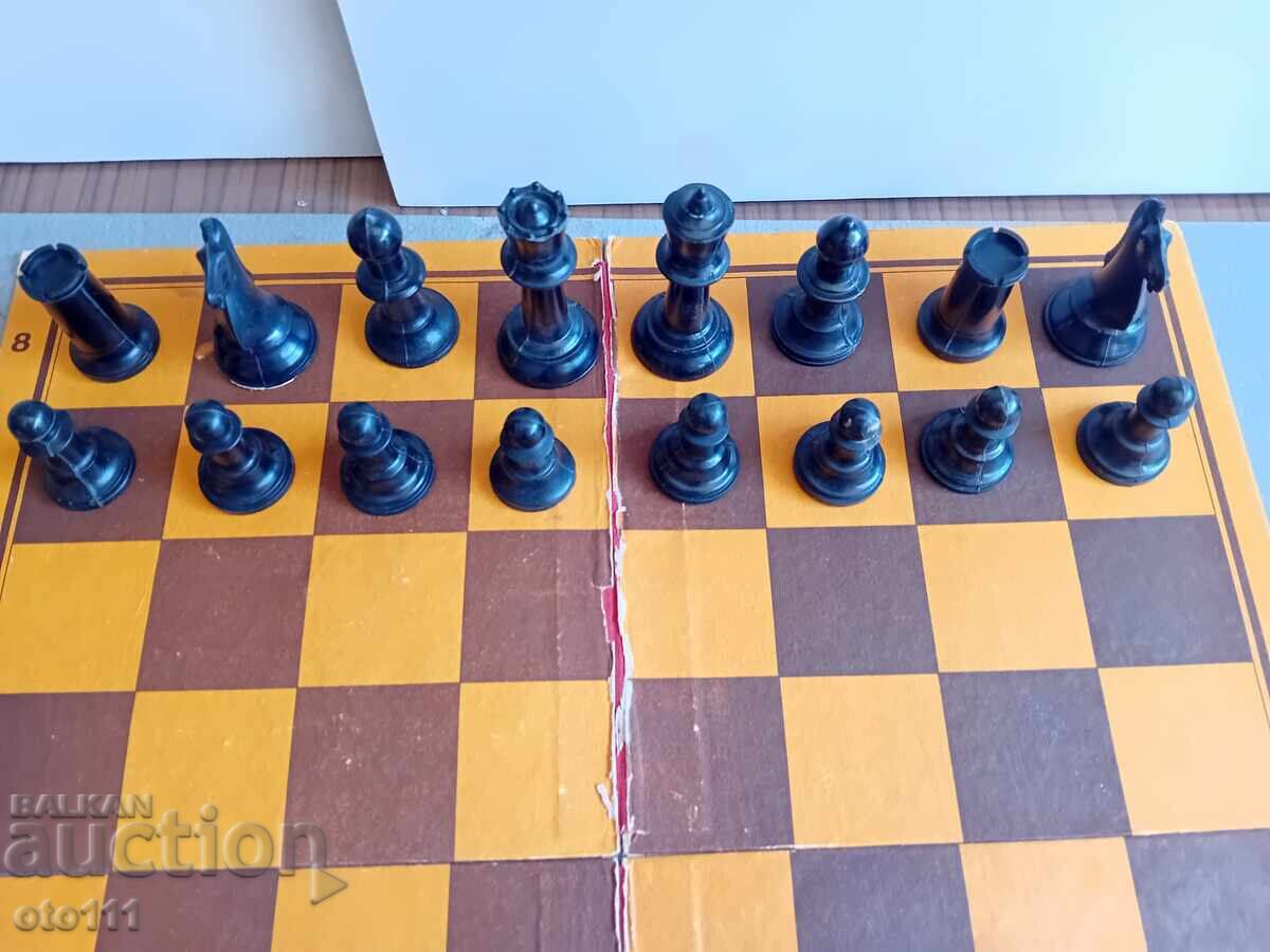 OLD CHESS - BAKELITE PIECES with price 25.00 BGN | € 12.78