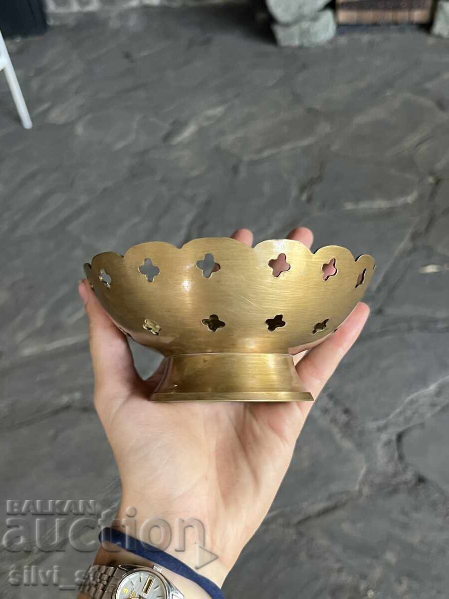 Доставка на Месингова купичка Доставка на Месингова купичка