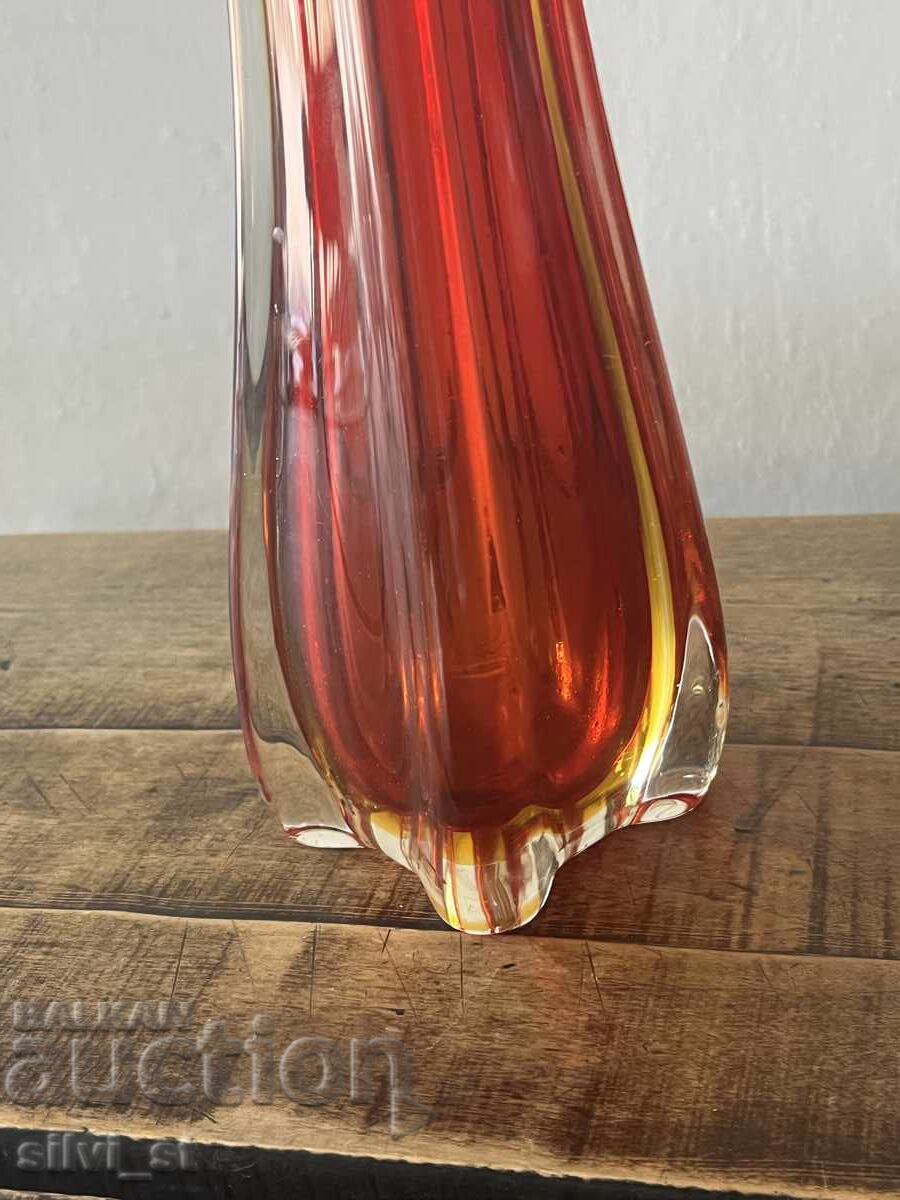 Delivery of Murano Vase / Unique Retro Style Vase Delivery of Murano Vase / Unique Retro Style Vase