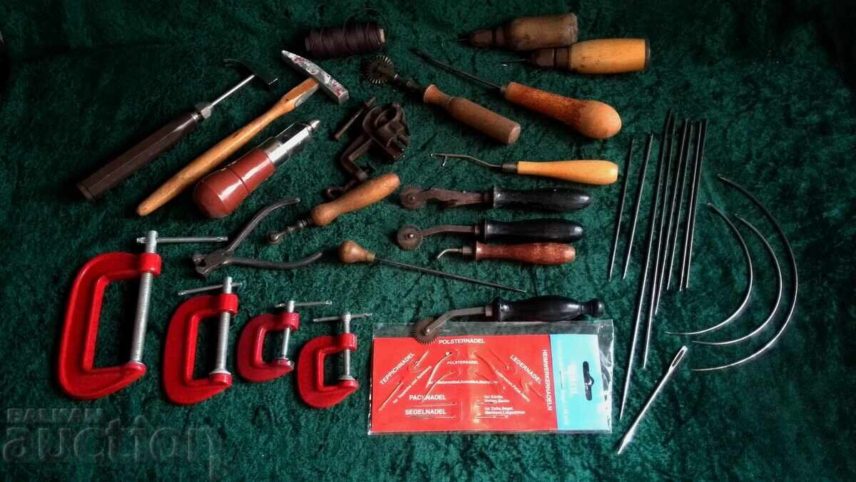 Стари сарашки кожарски тапицер инструменти