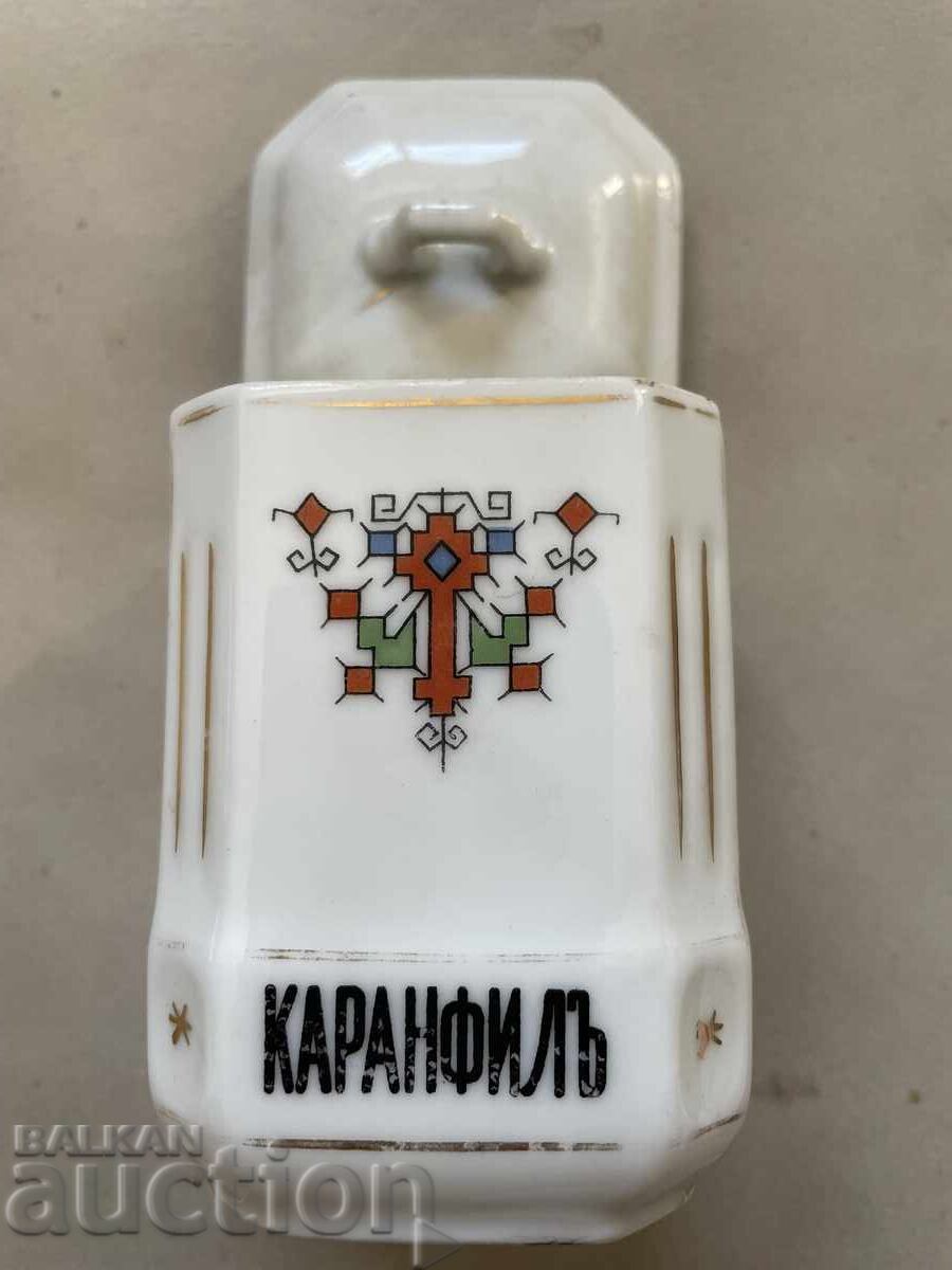 Auction  Spice box with lid - 9 cm