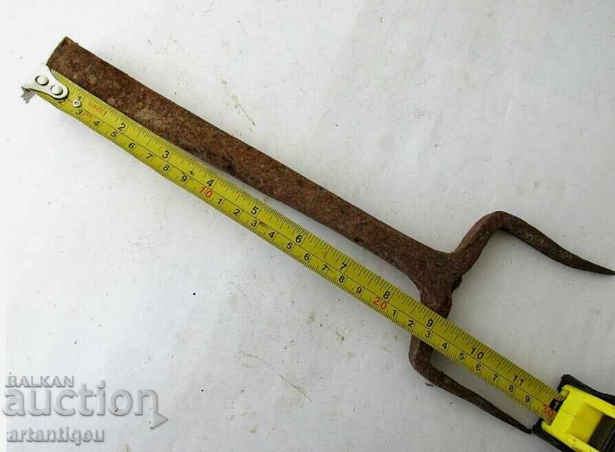 Antică nicovală primitivă - unealtă de fierărie - 6