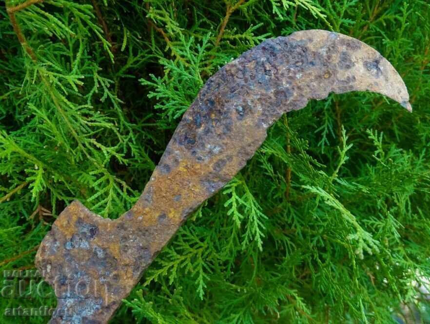 Δημοπρασία Αρχαίο σιδερένιο μαχαίρι με μεγάλη λεπίδα, δρεπάνι Κοσέρ – πολύ σπάνιο