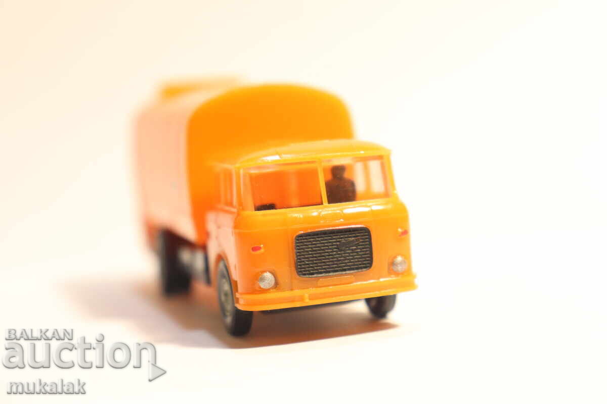 PREFO H0 1/87 SKODA ШКОДА МАДАРА КАМИОН МОДЕЛ КОЛИЧКА с цена 30.00 лв. | € 15.34 PREFO H0 1/87 SKODA ШКОДА МАДАРА КАМИОН МОДЕЛ КОЛИЧКА с цена 30.00 лв. | € 15.34