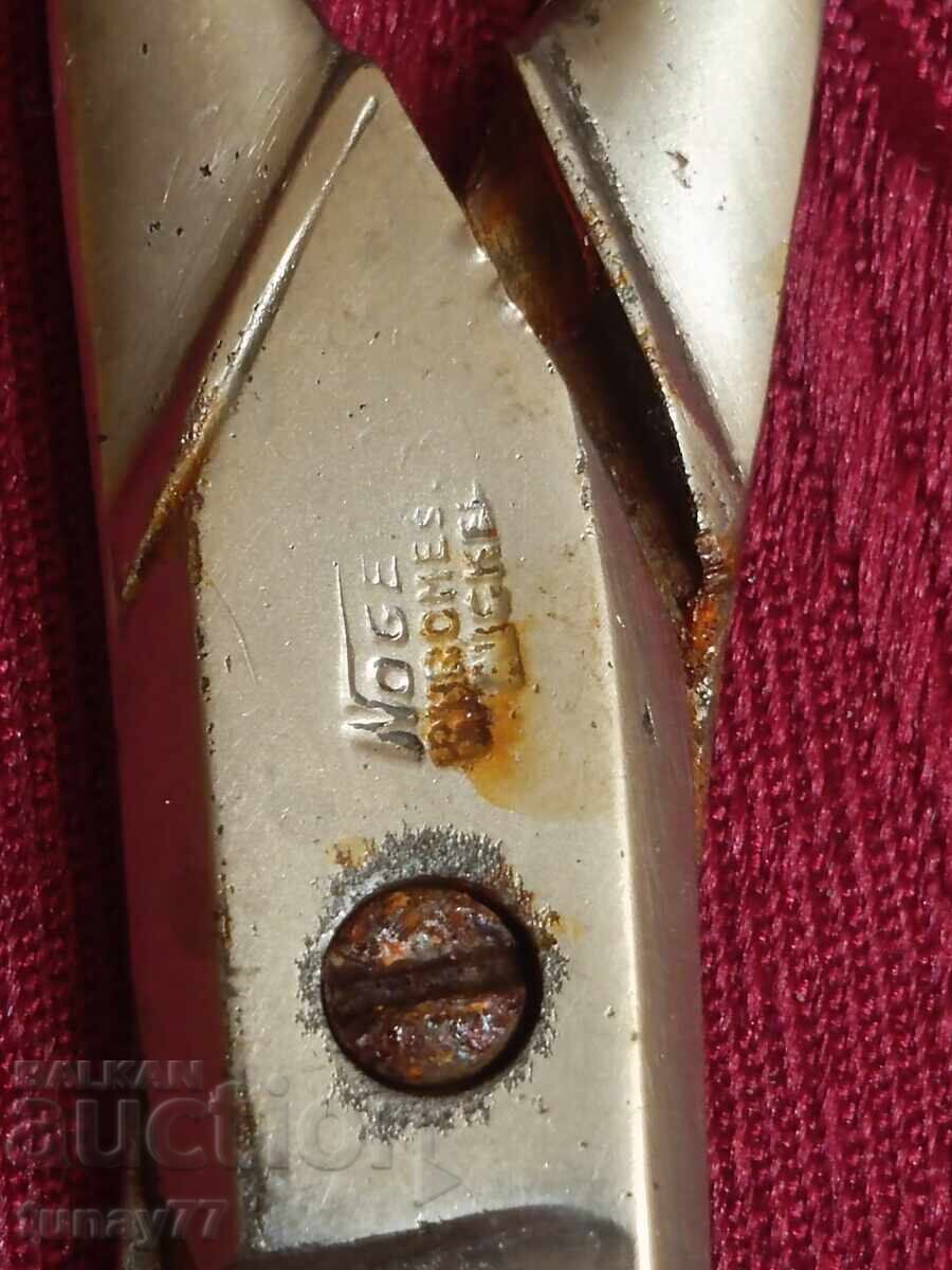 Auction Lot of old scissors with markings Auction Lot of old scissors with markings