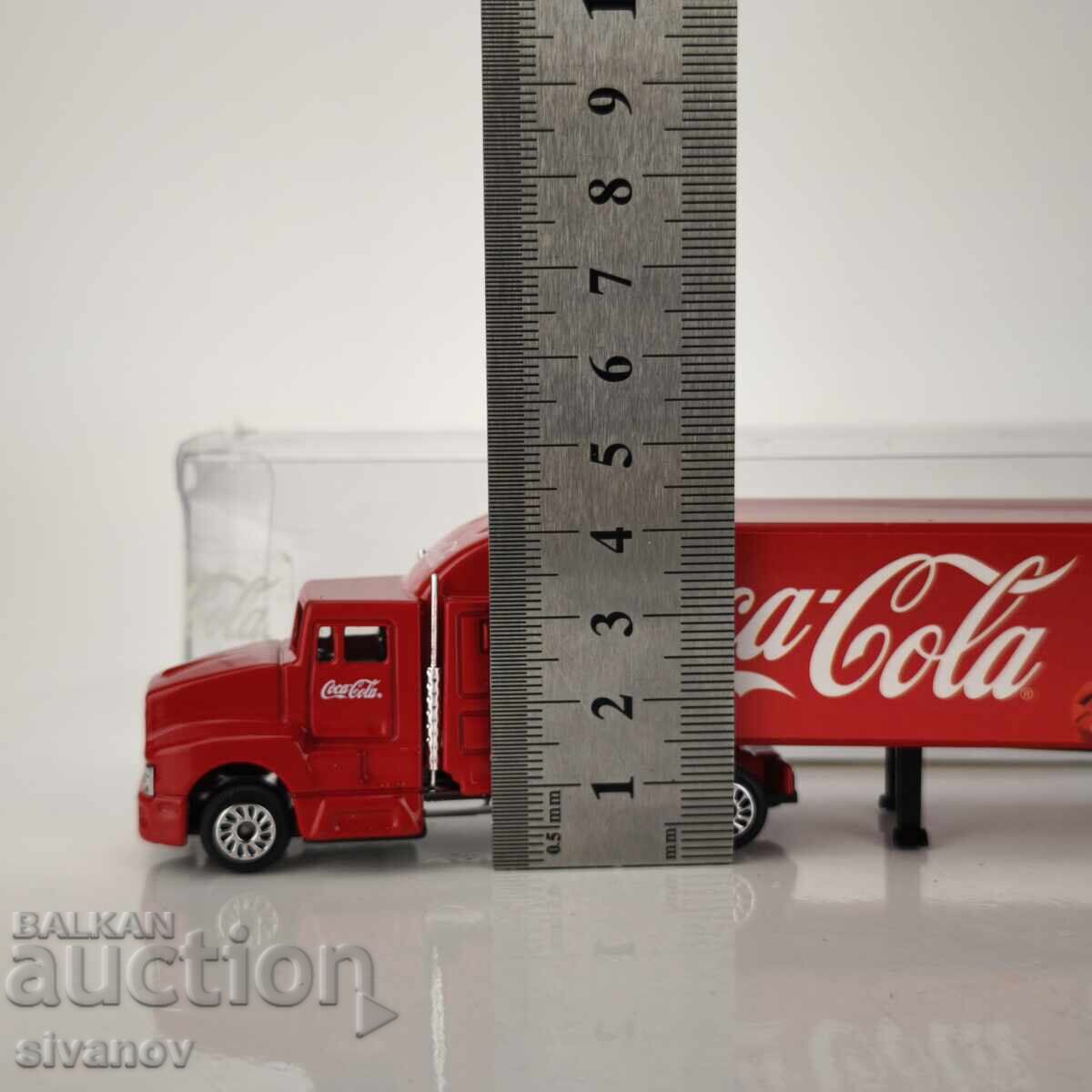 Reklamτικό χριστουγεννιάτικο φορτηγό Coca Cola #6136 - 6 Reklamτικό χριστουγεννιάτικο φορτηγό Coca Cola #6136 - 6