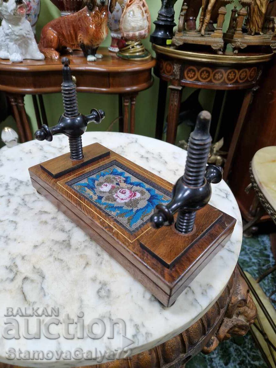 Delivery of Rare antique English unique card press