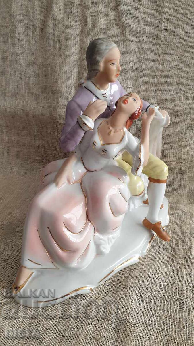 Auction  Vintage ARPO Curtea de Arges Porcelain Figure