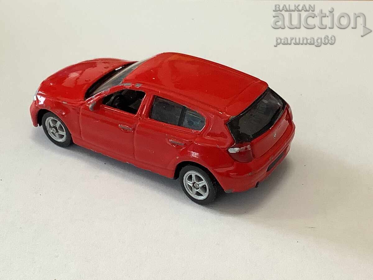 BMW - BMW - Mașinuță pentru colecție - WELLY cu preț € 2.50 | 4.89 BGN