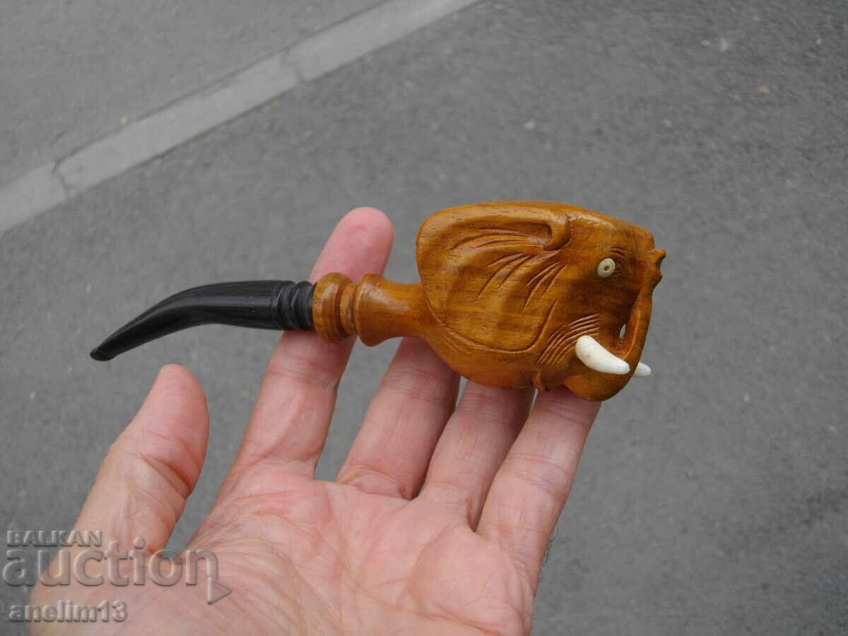 LULE VECHI DE COLECȚIE ELEFANT SCULPTAT ÎN LEMN CORN DE BIVOL cu preț € 28.00 | 54.76 BGN