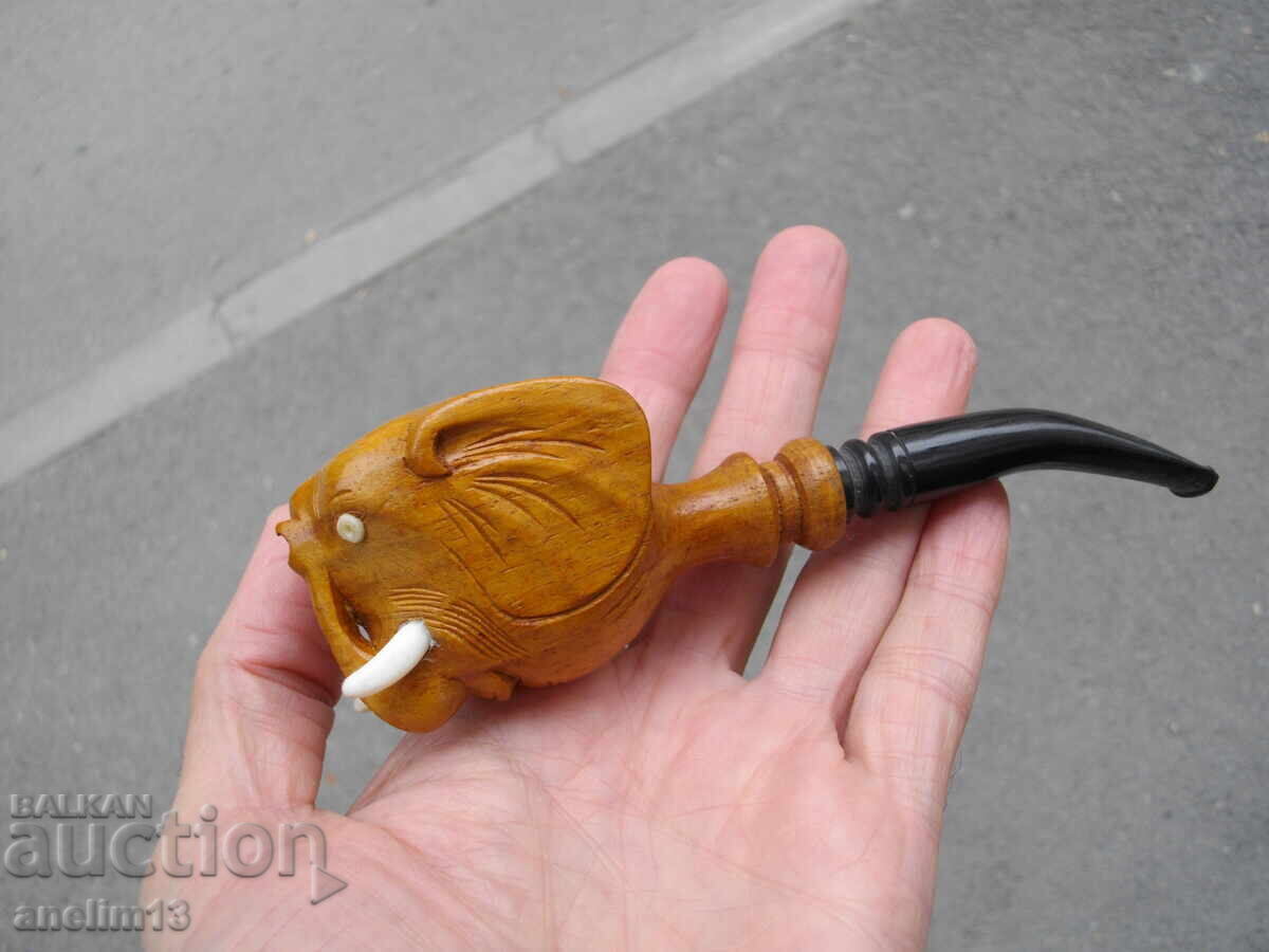 Licitație LULE VECHI DE COLECȚIE ELEFANT SCULPTAT ÎN LEMN CORN DE BIVOL