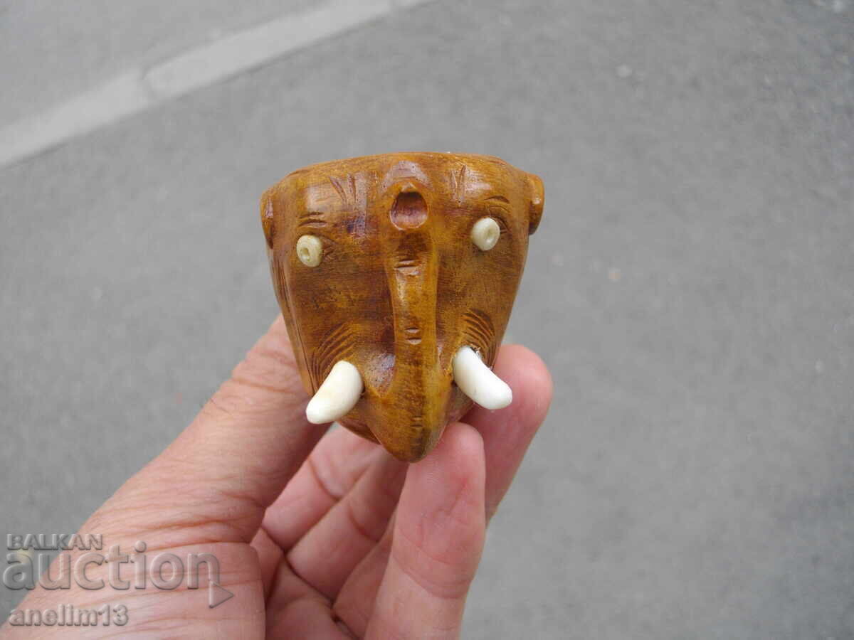 Livrarea LULE VECHI DE COLECȚIE ELEFANT SCULPTAT ÎN LEMN CORN DE BIVOL