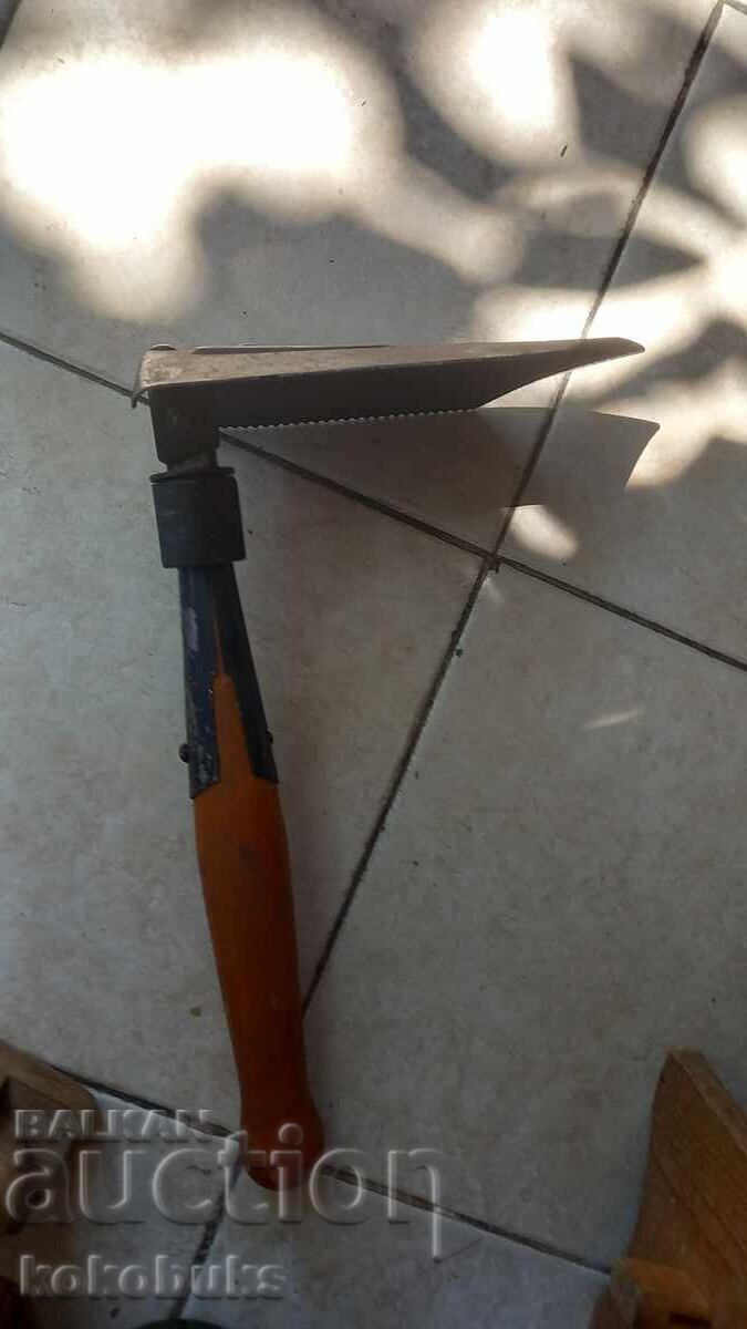 pică militară cu preț 39.90 BGN | € 20.40