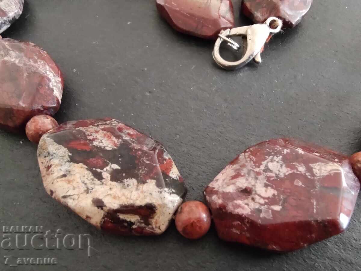 Licitație Gherdan, colier, bijuterie, piatră naturală 10.08.2025 Licitație Gherdan, colier, bijuterie, piatră naturală 10.08.2025