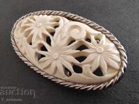 Broșă - bijuterie, anii '70 10.08.2025