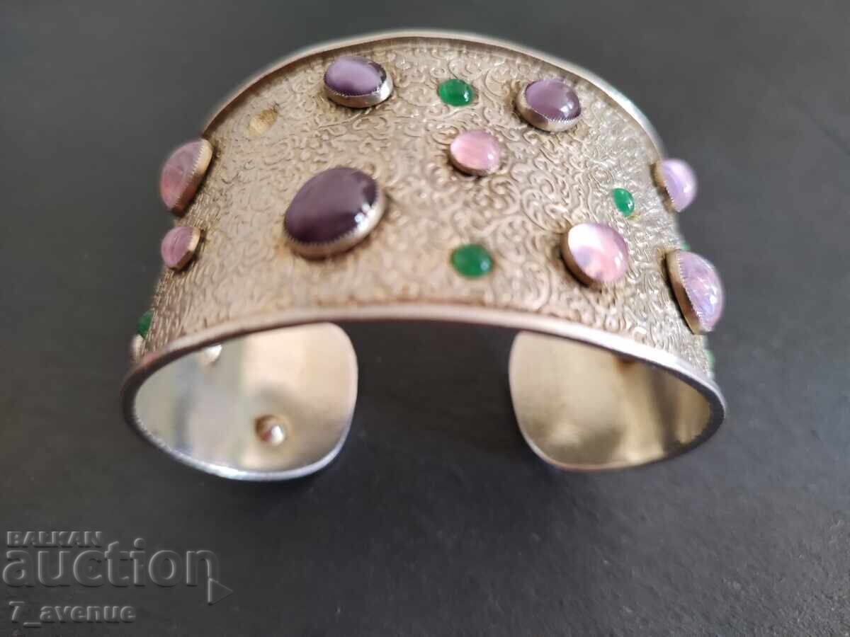 Necklace jewelry, 10.08.2025