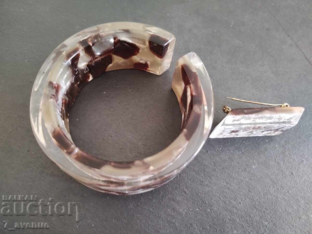 Brățară și broșă, bijuterii, anii '70, 10.08.2025 cu preț 49.00 BGN | € 25.05