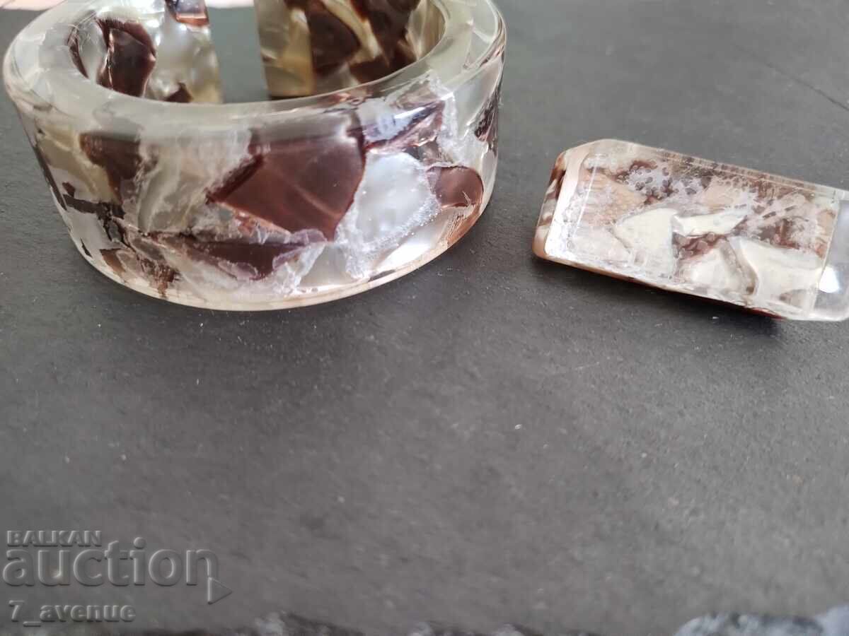 Licitație Brățară și broșă, bijuterii, anii '70, 10.08.2025