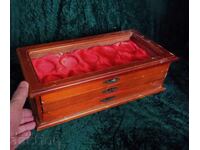 Cutie pentru 30 de ceasuri de buzunar