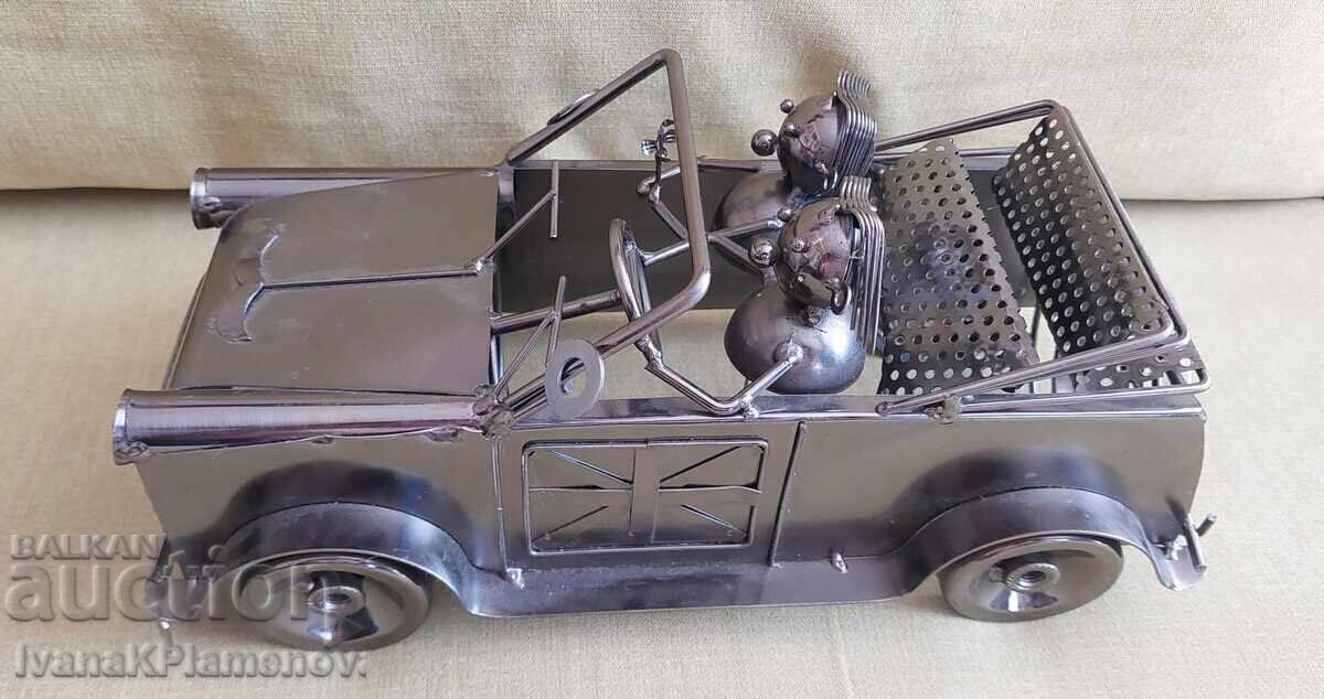 Suport metalic pentru sticlă pentru cunoscători cu preț € 20.00 | 39.12 BGN