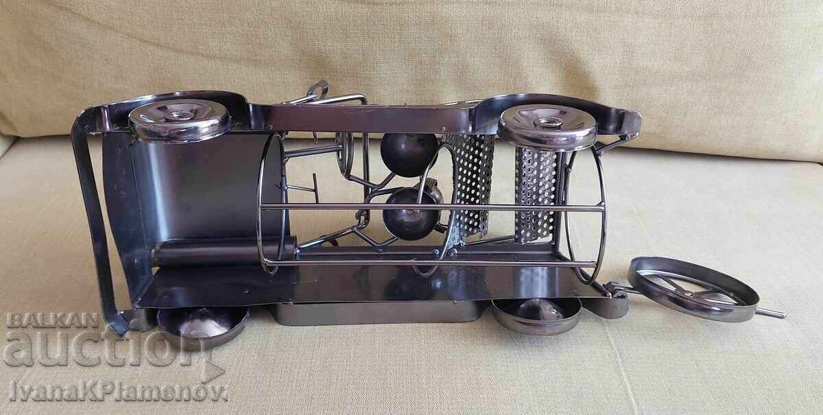 Metal Bottle Holder for Connoisseurs - 6