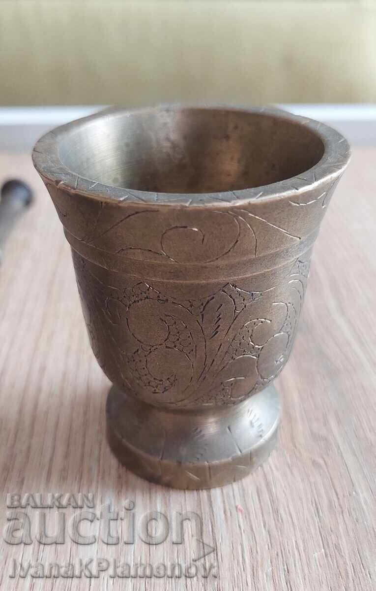 Cană de bronz pentru cunoscători - 6