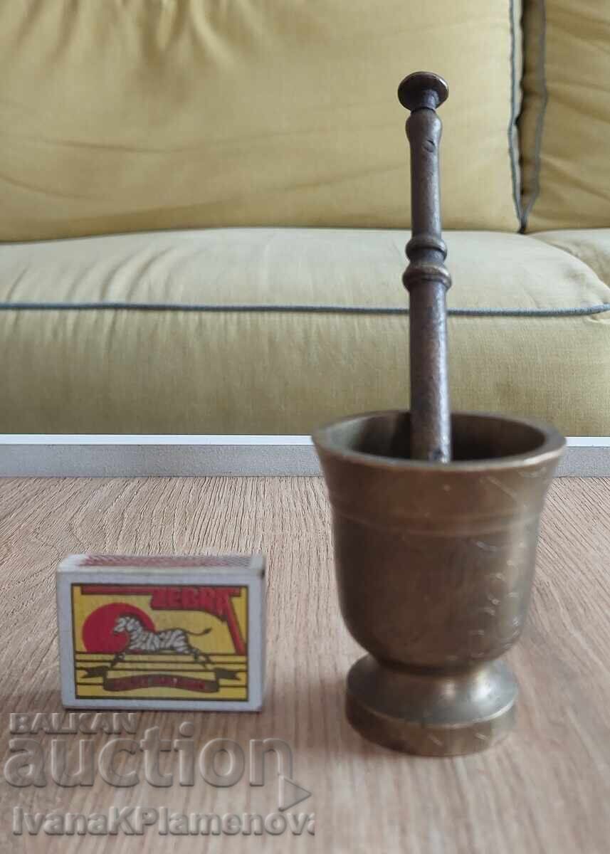 Cană de bronz pentru cunoscători - 7