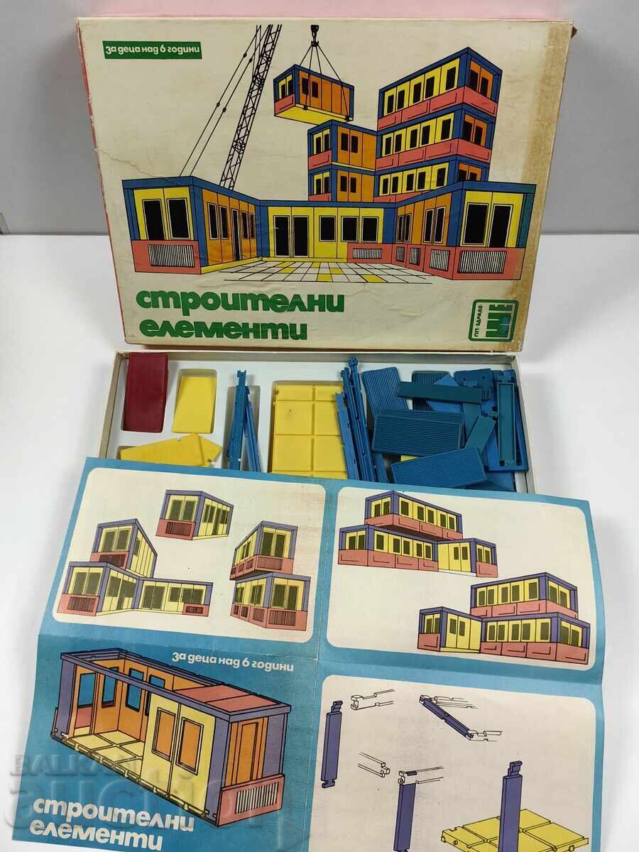 BUILDER SOCIAL BOARD GAME IN BOX CHILDREN'S TOY - 6 BUILDER SOCIAL BOARD GAME IN BOX CHILDREN'S TOY - 6