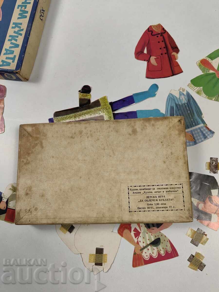 Livrarea SĂ ÎMBRĂCĂM PĂPUȘA JOC DE SOCIETATE SOCIALIST ÎN CUTIE