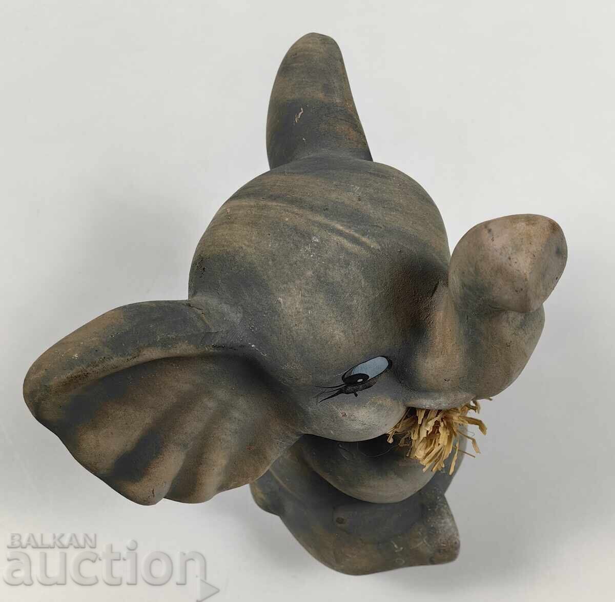 Auction  LARGE HEALTHY CERAMIC ELEPHANT CERAMIC ELEPHANT FIGURE