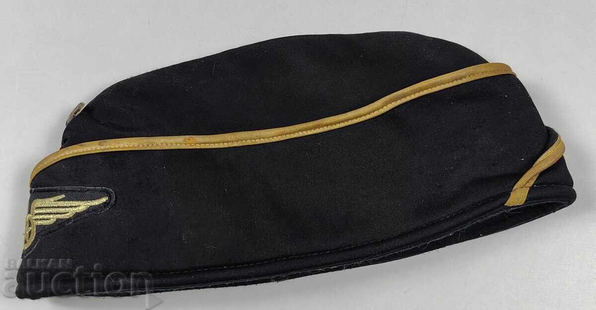 ВОЕННО КЕПЕ ПИЛОТКА ШАПКА ЕМАЙЛИРАНА ЗНАЧКА С ПАРАШУТ с цена 29.00 лв. | € 14.83