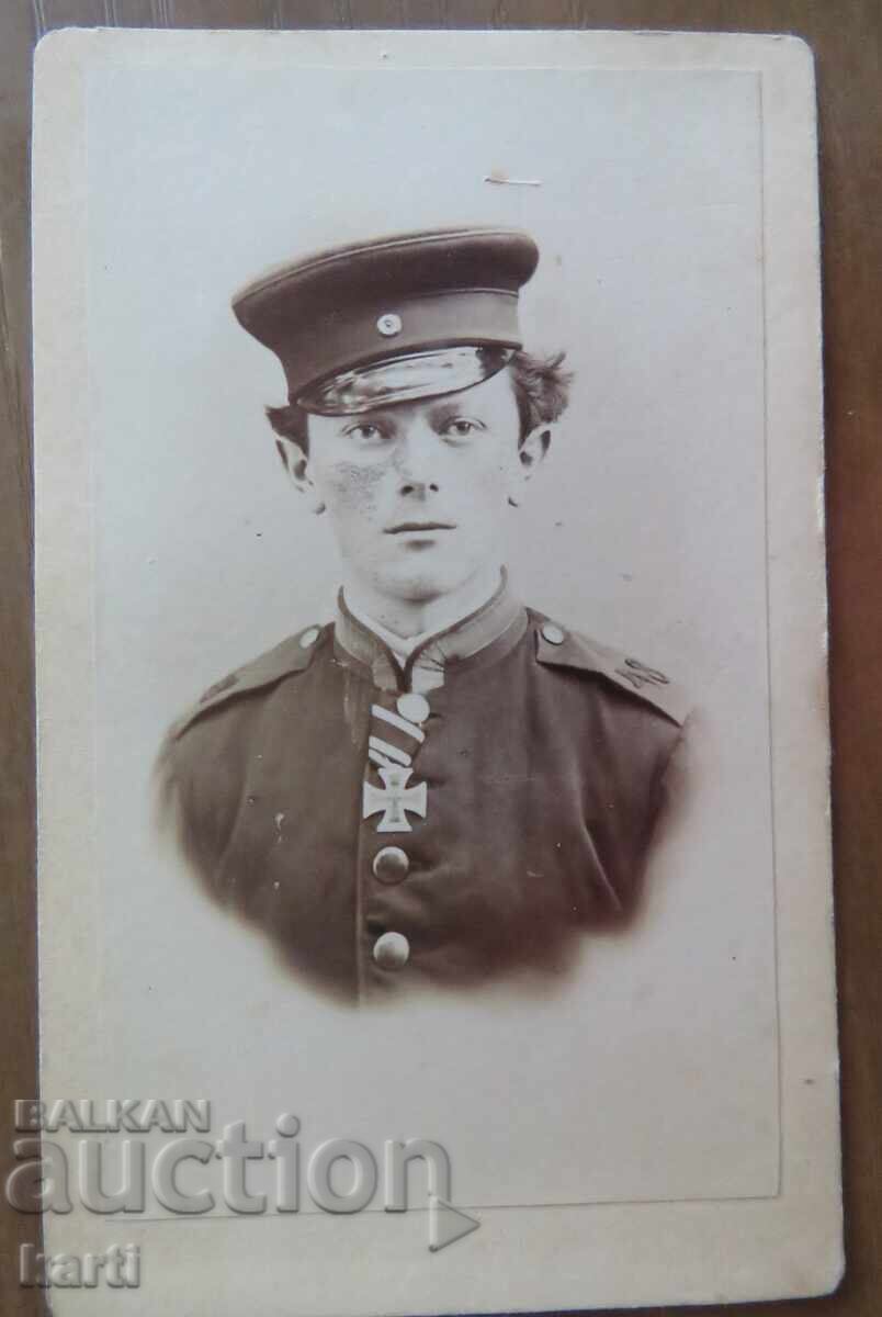 СТАРА ФОТОГРАФИЯ - КАРТОН - ОТЛИЧНА - около 1870 година